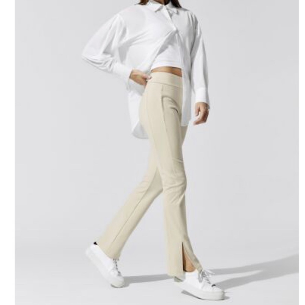 Carbon38 kick flare stretch pant